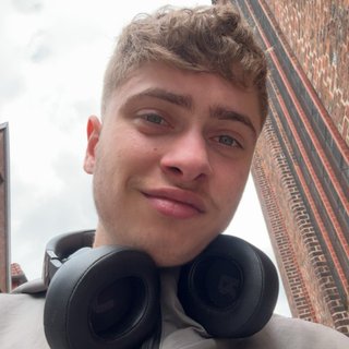 Tom-Lee