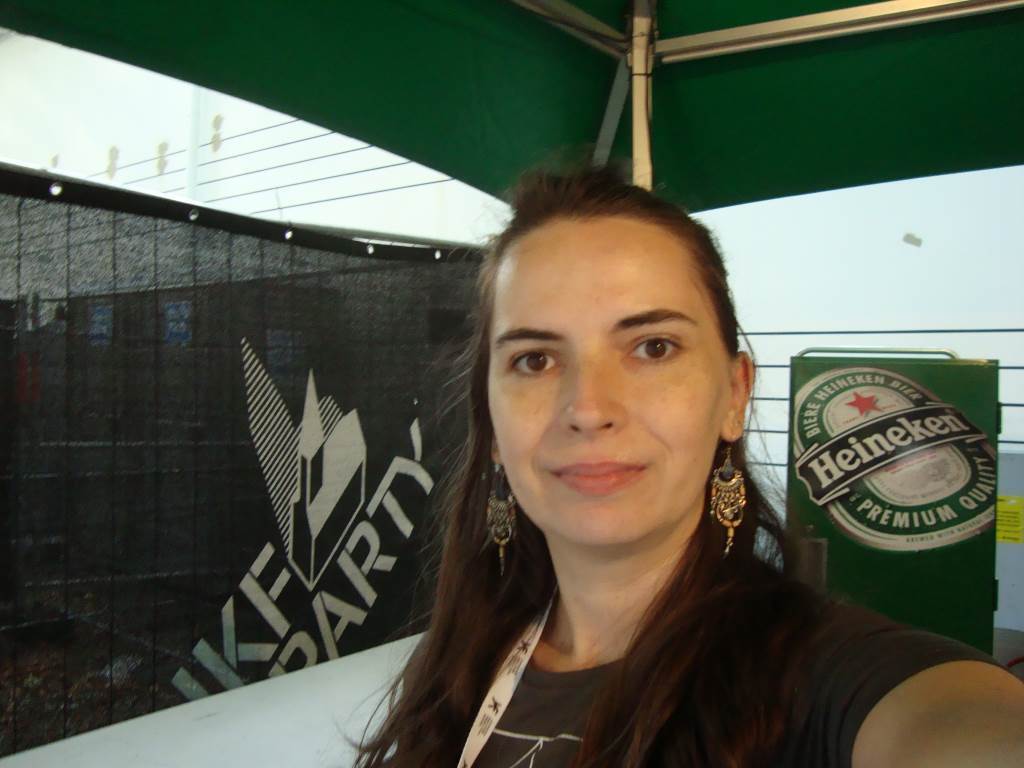 Evelyne